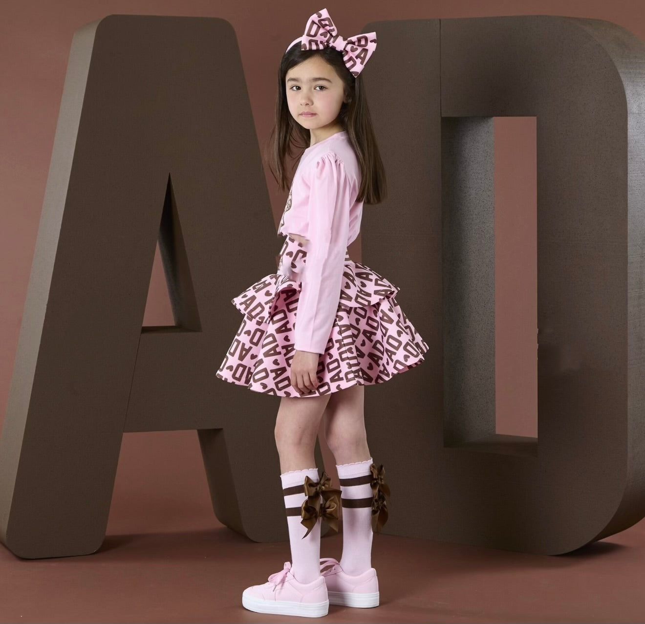 Adee ‘Initial icon’ skirt set