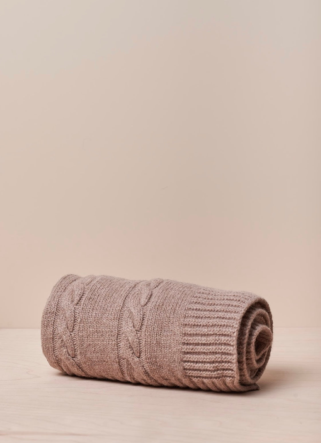 Wedoble tan wool blanket
