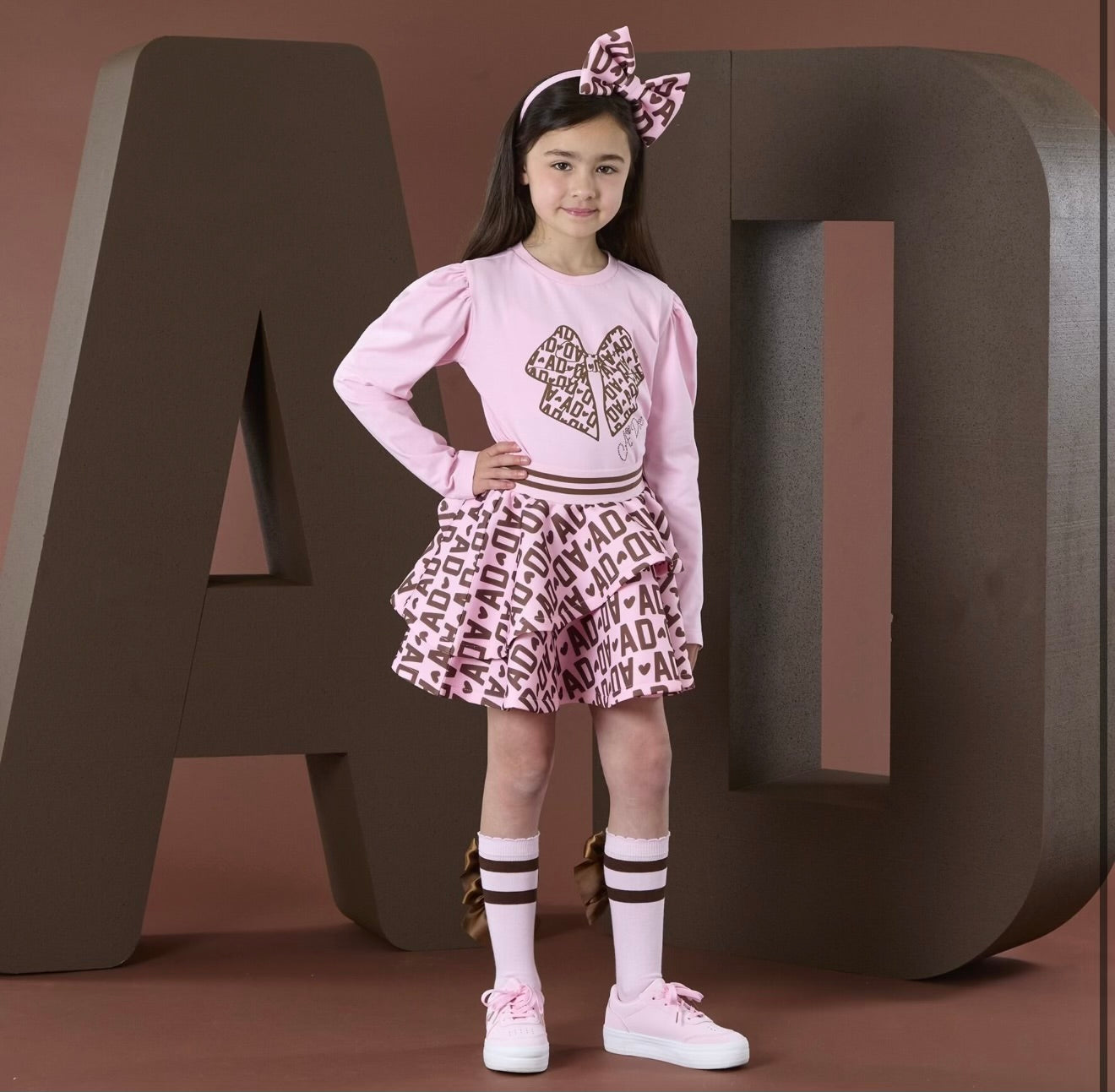 Adee ‘Initial icon’ skirt set