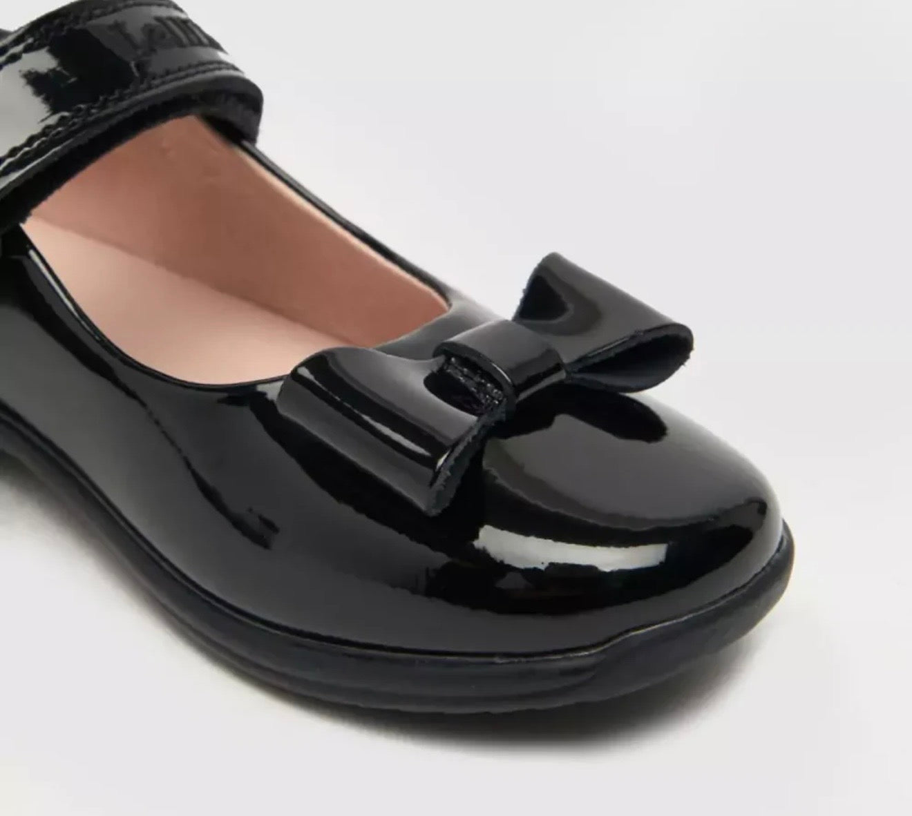 Lelli Kelly black patent ‘Perrie’ school shoes