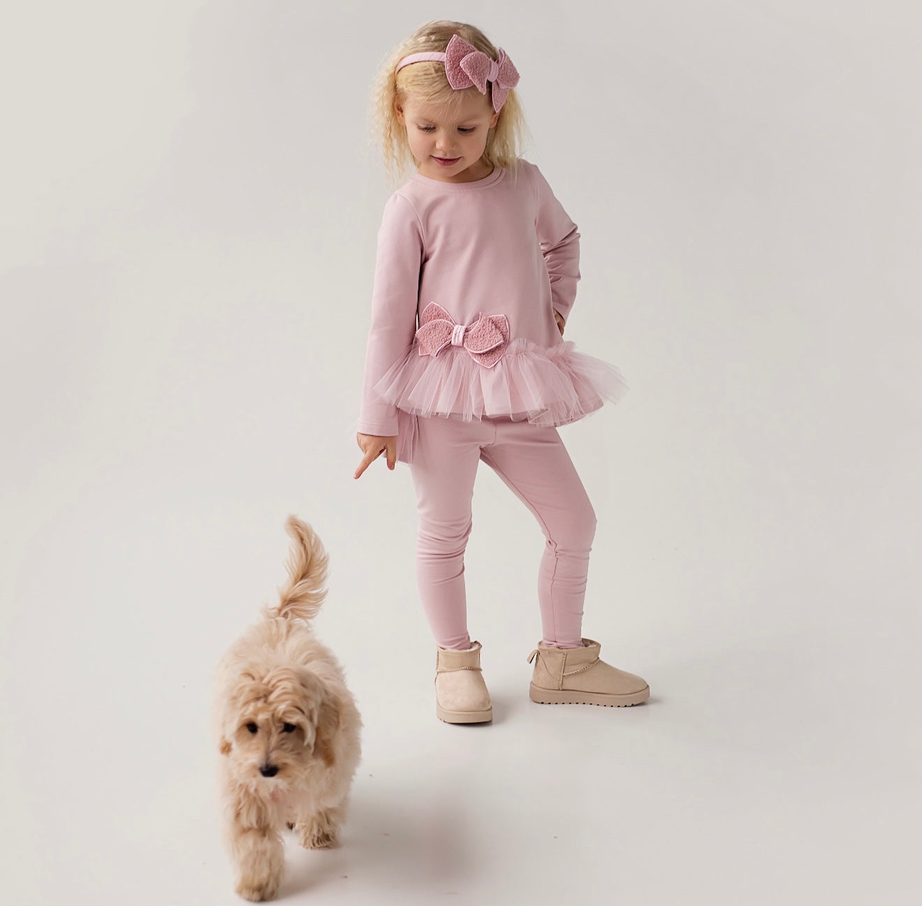 Daga fluffy chic pink tulle & bow legging set