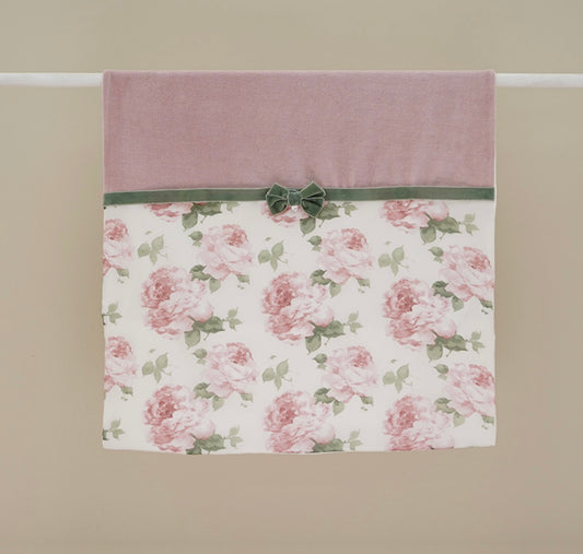 Ninnaoh roses bow blanket