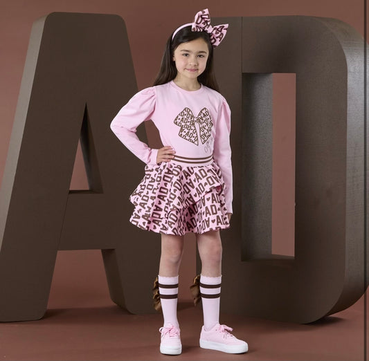Adee ‘Initial icon’ skirt set