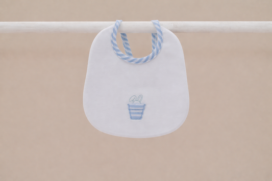 Ninnoah blue bunny stripe bib