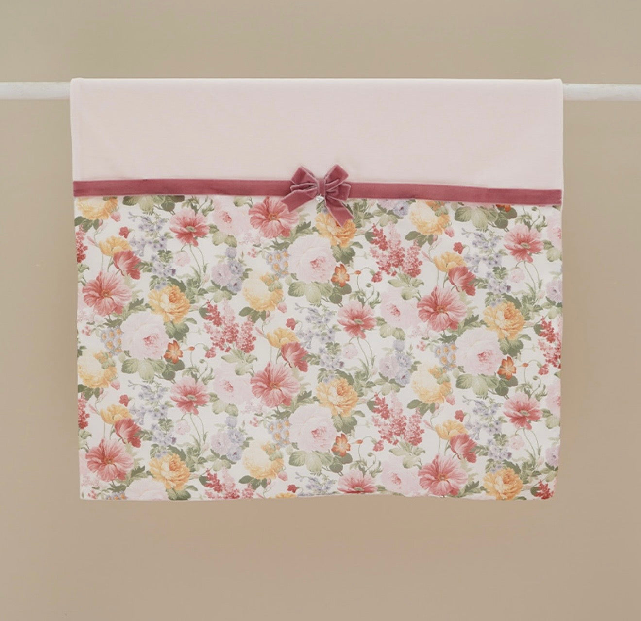 PRE ORDER - Ninnaoh pink multi roses blanket